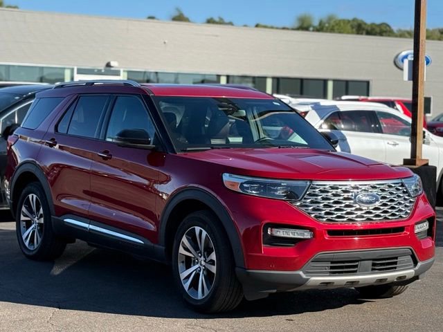Certified 2020 Ford Explorer Platinum w/ Premium Technology Package image 11