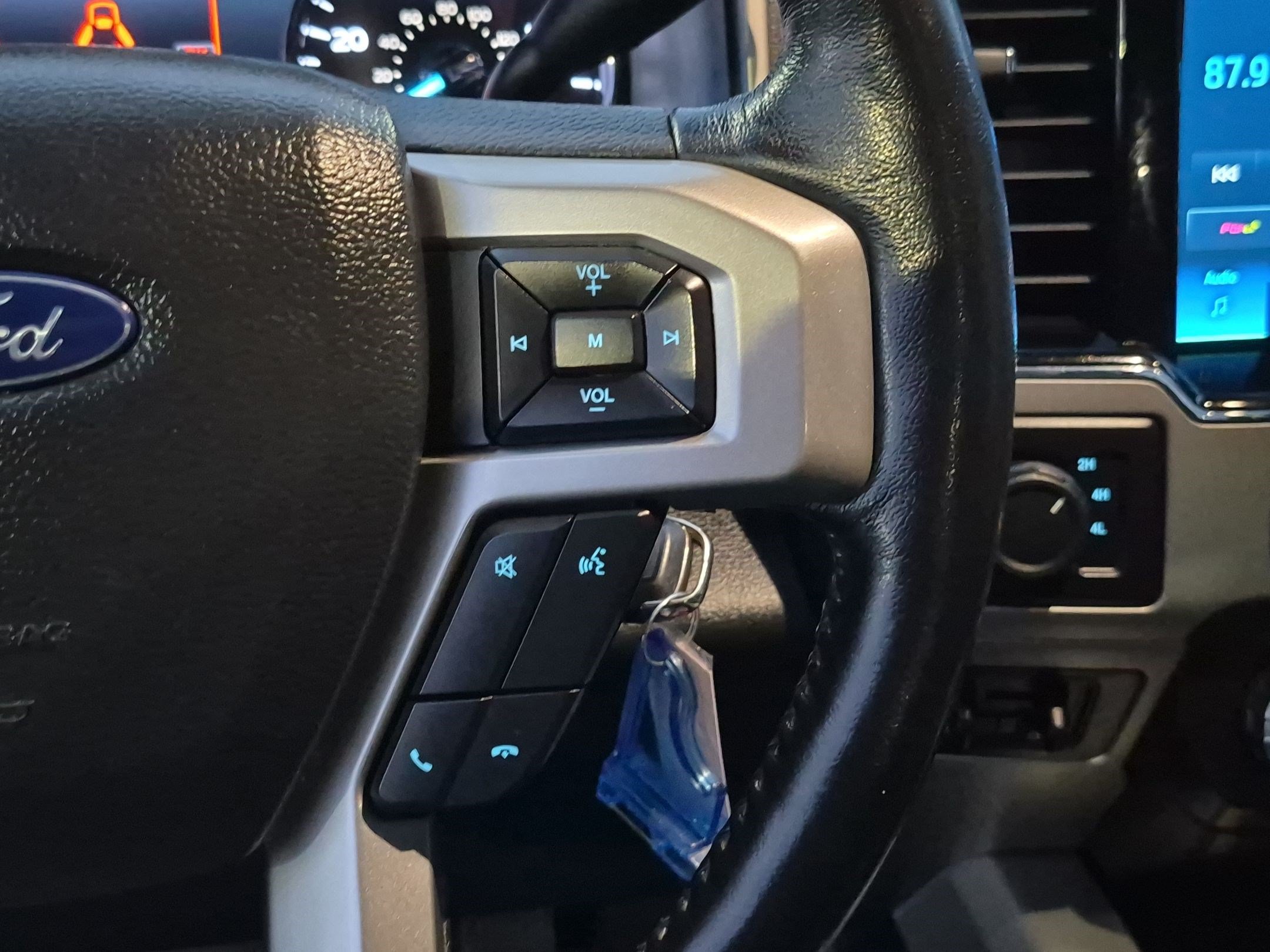 Certified 2022 Ford F350 Lariat AWD/4WD image 21