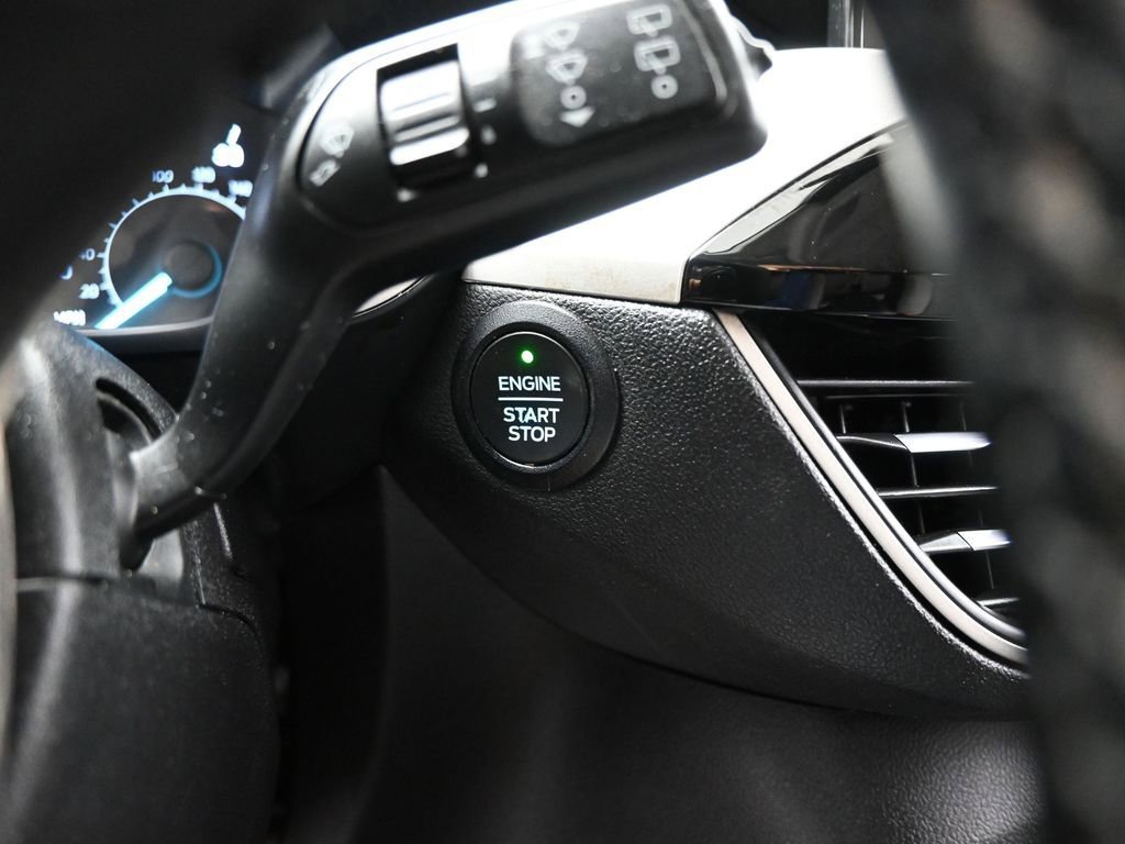 Certified 2022 Ford Escape SE w/ Convenience Package image 17