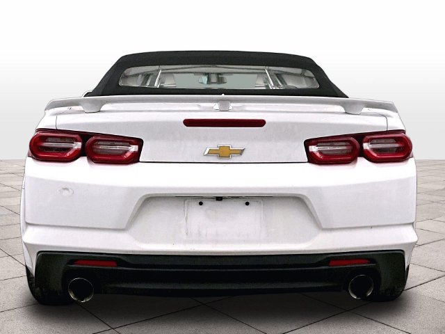 Used 2022 Chevrolet Camaro LT RWD image 4
