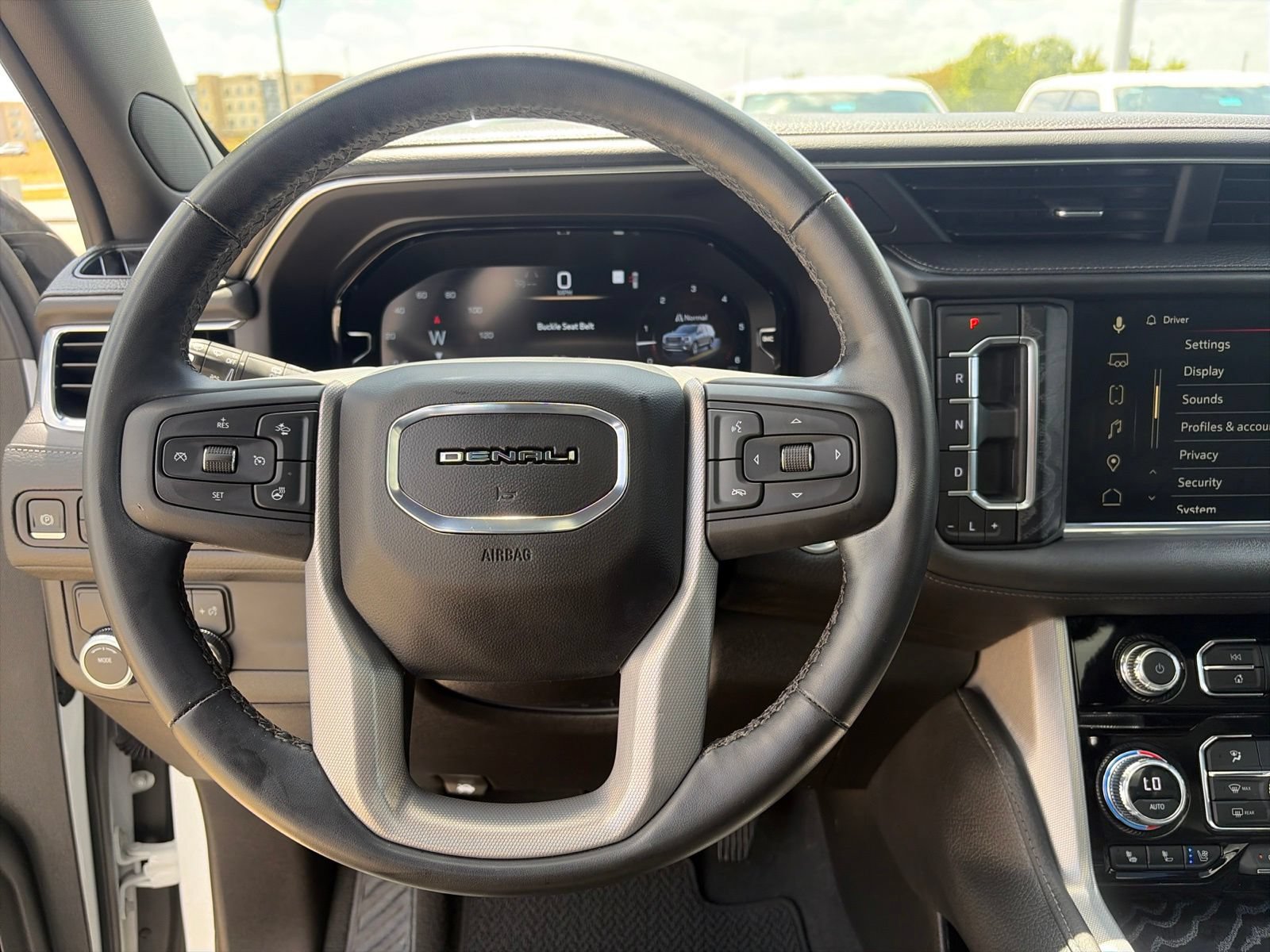 Used 2023 GMC Yukon XL Denali RWD image 22