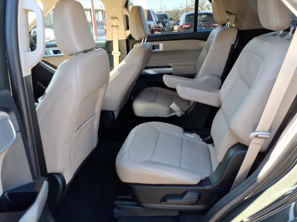 Certified 2023 Ford Explorer Limited w/ Equipment Group 301A image 11
