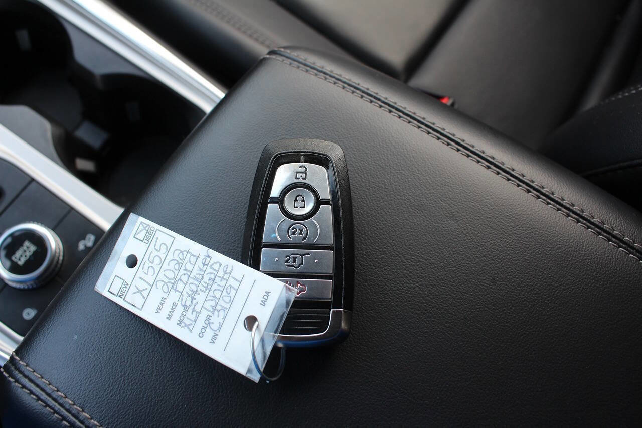 Certified 2022 Ford Explorer XLT w/ Equipment Group 202A image 18