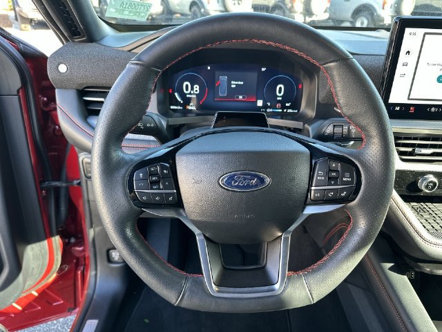 Certified 2025 Ford Explorer ST-Line w/ Premium Package RWD image 15