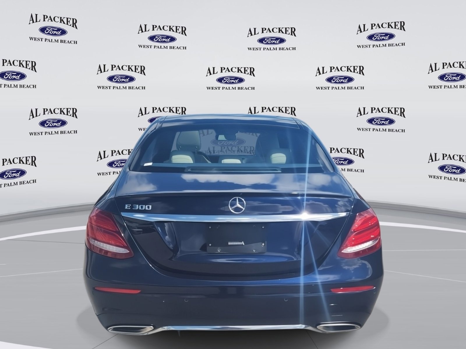 Used 2019 Mercedes-Benz E 300 E 300 image 4