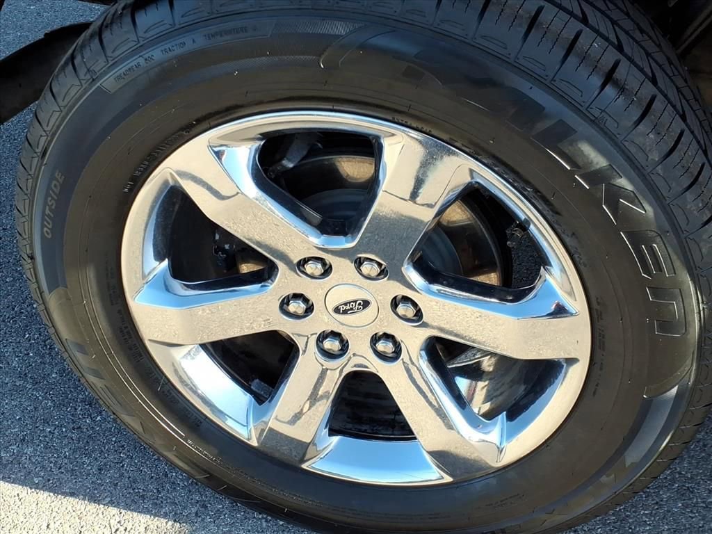 Certified 2021 Ford F150 Lariat w/ Equipment Group 502A High image 14