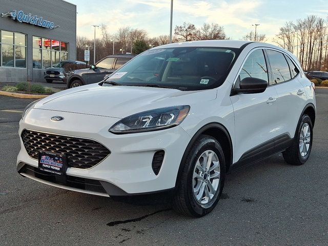 Certified 2022 Ford Escape SE w/ Cold Weather Package image 4