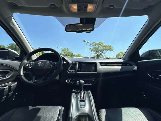 Used 2022 Honda HR-V EX-L image 9