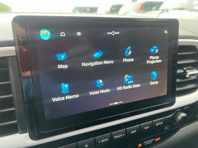 Used 2023 Hyundai Venue Limited FWD image 23