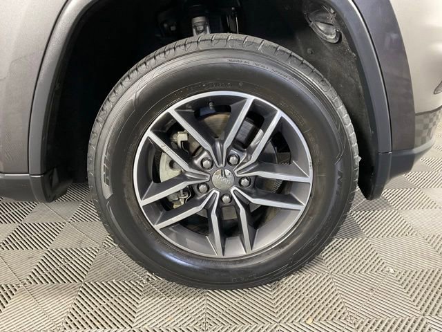 Used 2018 Jeep Grand Cherokee Limited w/ Luxury Group II image 10