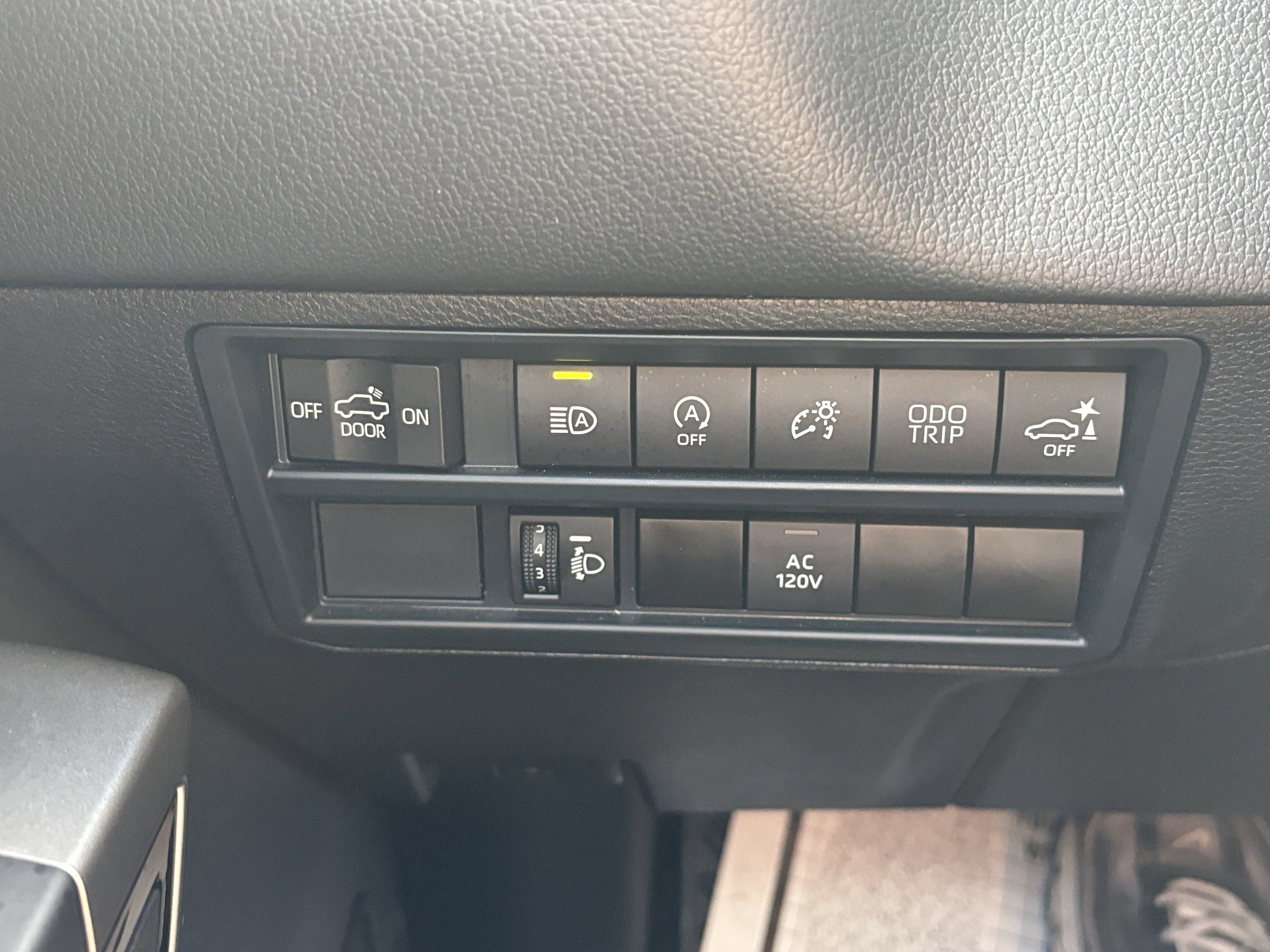 Used 2024 Toyota Tundra Limited image 38