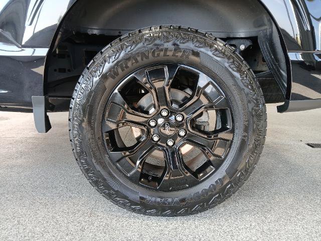 Certified 2022 Ford F150 XLT w/ Equipment Group 302A High image 9