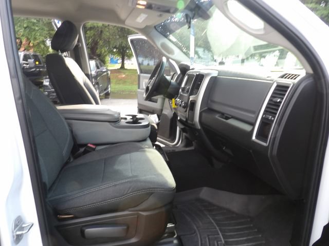 Used 2019 RAM 1500 Classic SLT AWD/4WD image 33
