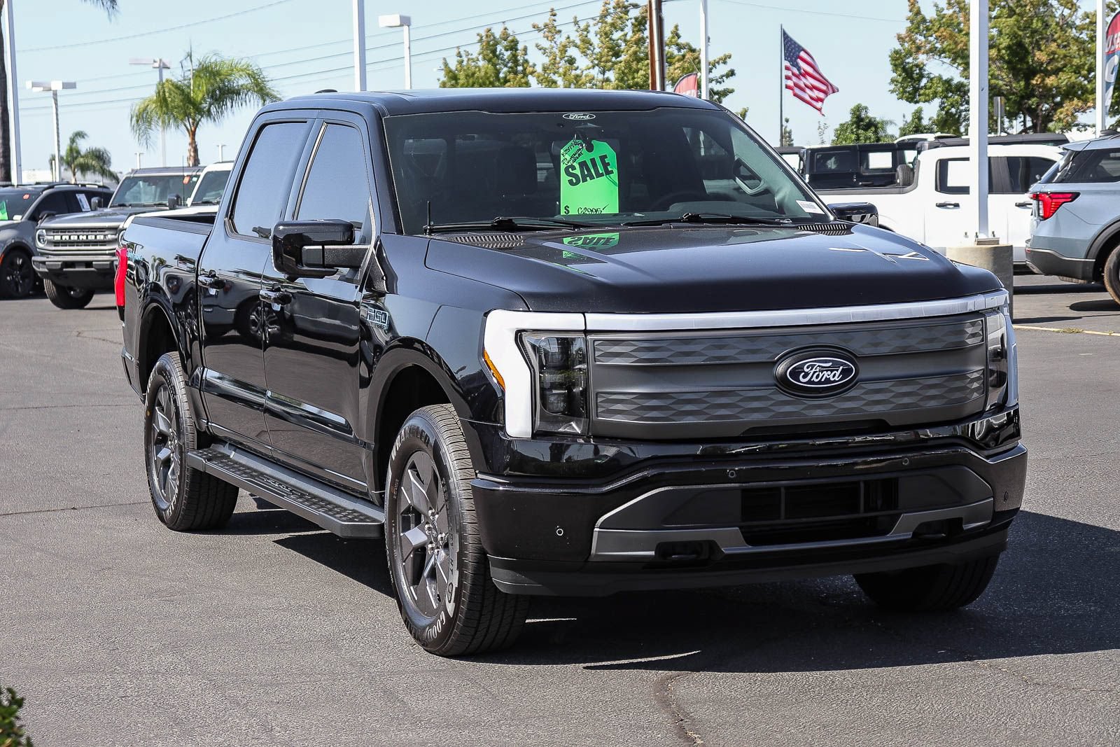 Certified 2025 Ford F150 Lightning Lariat AWD/4WD image 3