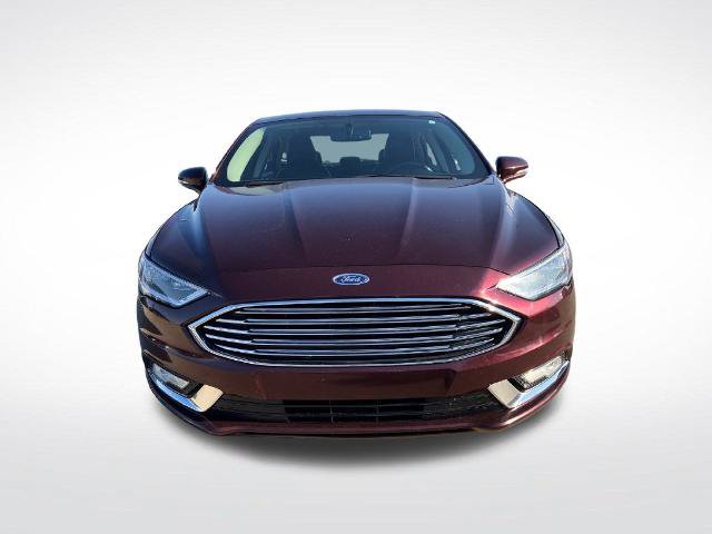 Certified 2017 Ford Fusion SE w/ Fusion SE Technology Package FWD image 9