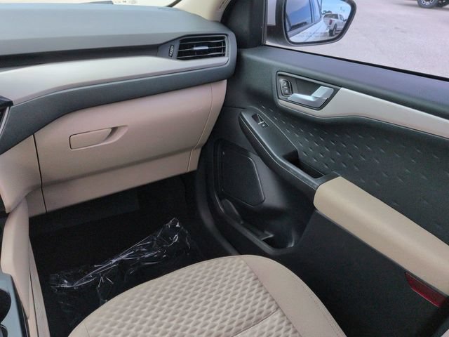 Certified 2020 Ford Escape SE FWD image 17