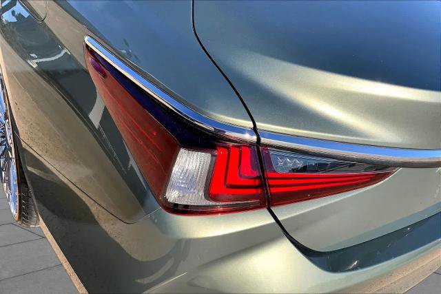 Used 2019 Lexus ES 350 w/ Premium Package FWD image 29