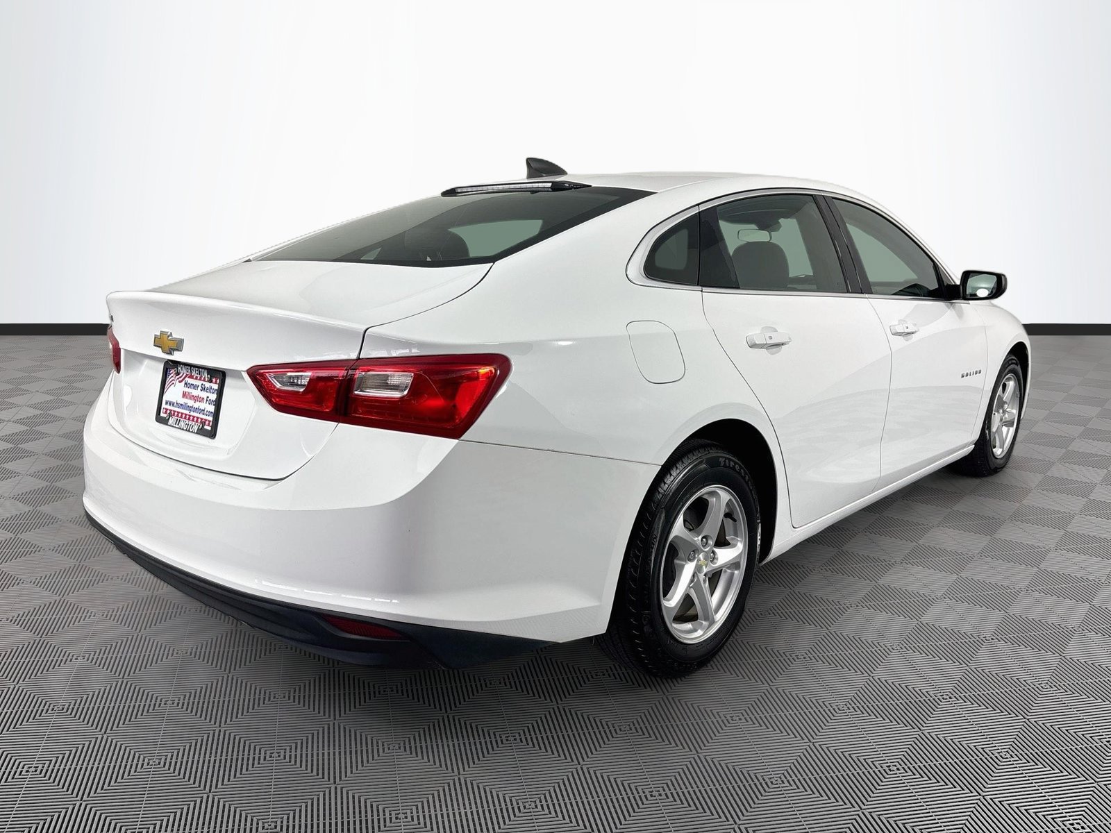 Used 2018 Chevrolet Malibu LS FWD image 7
