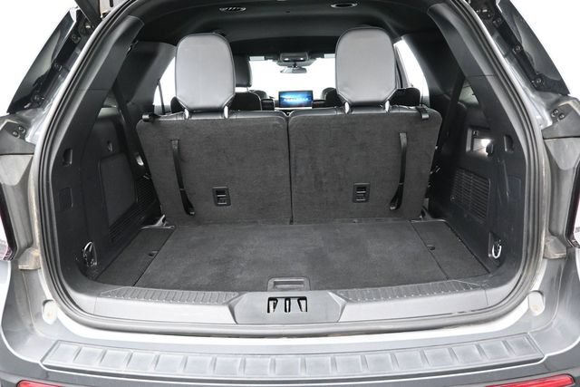Certified 2025 Ford Explorer ST-Line AWD/4WD image 29