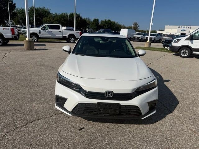 Used 2024 Honda Civic Touring image 2