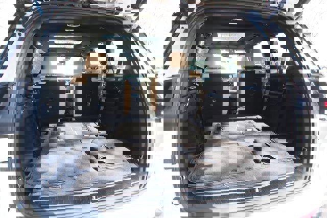 Used 2025 Jeep Grand Cherokee L Limited w/ Luxury Tech Group II image 17