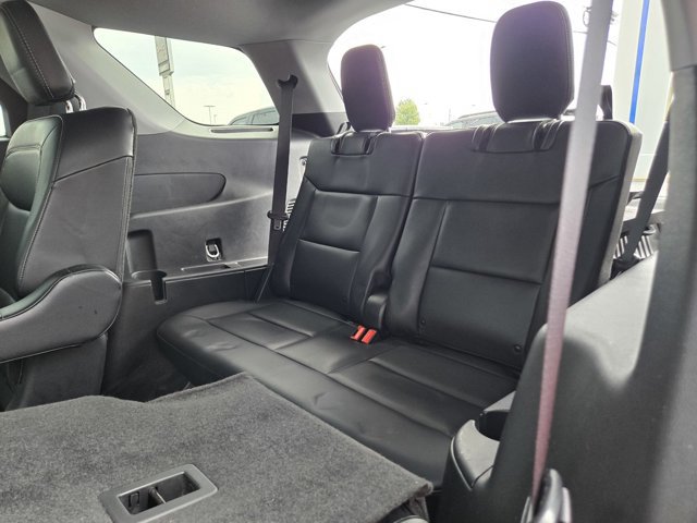 Certified 2024 Ford Explorer XLT w/ Equipment Group 202A AWD/4WD image 31