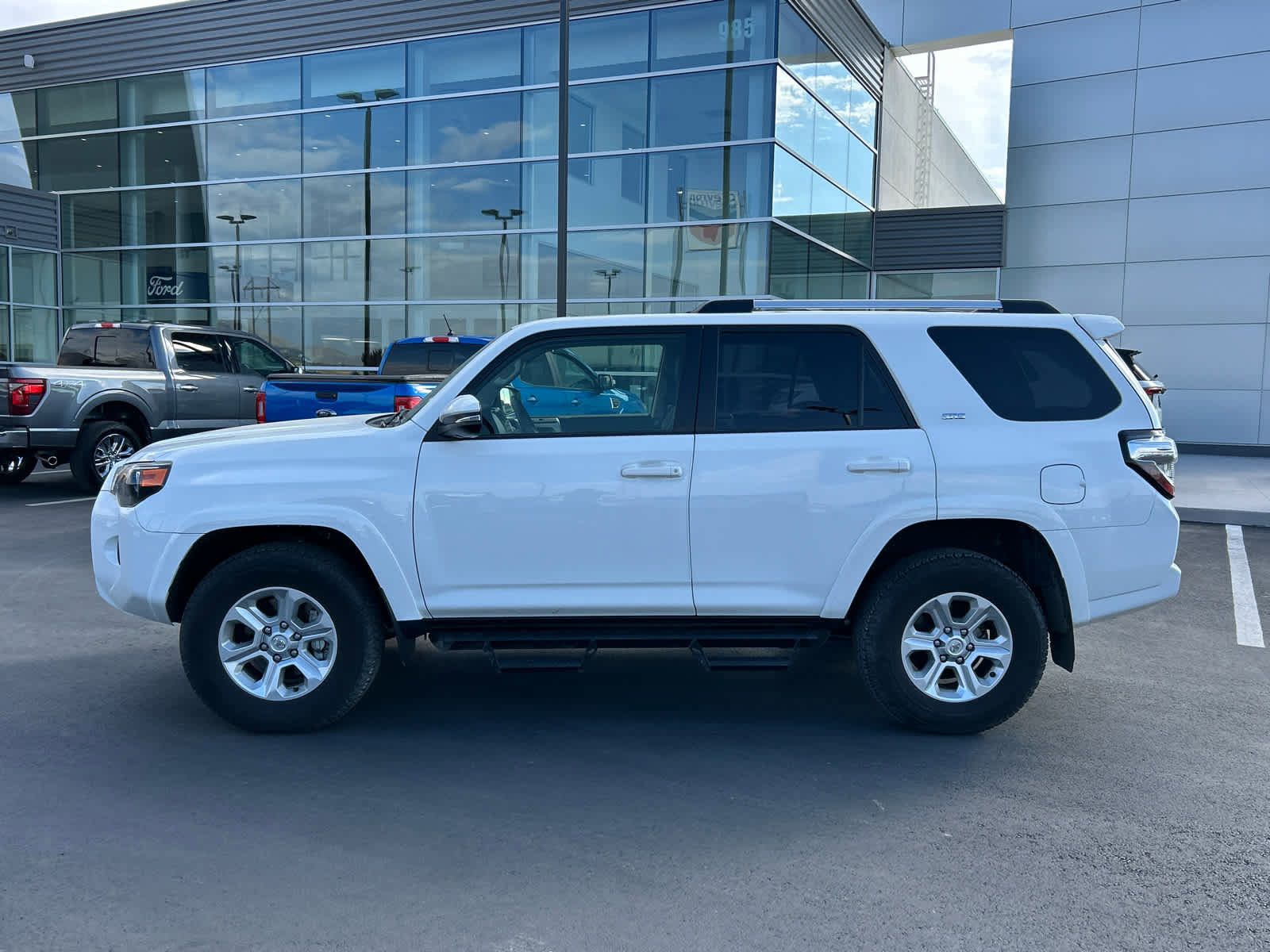 Used 2023 Toyota 4Runner SR5 Premium w/ Moonroof Package image 13