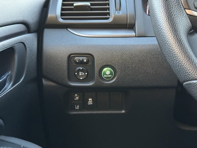 Used 2022 Honda Pilot Sport image 37