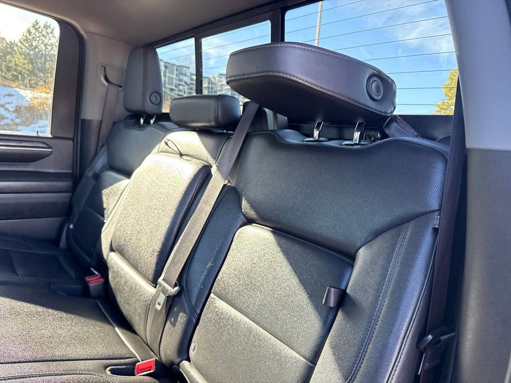 Used 2024 Chevrolet Silverado 3500 LTZ w/ LTZ Convenience Package image 20