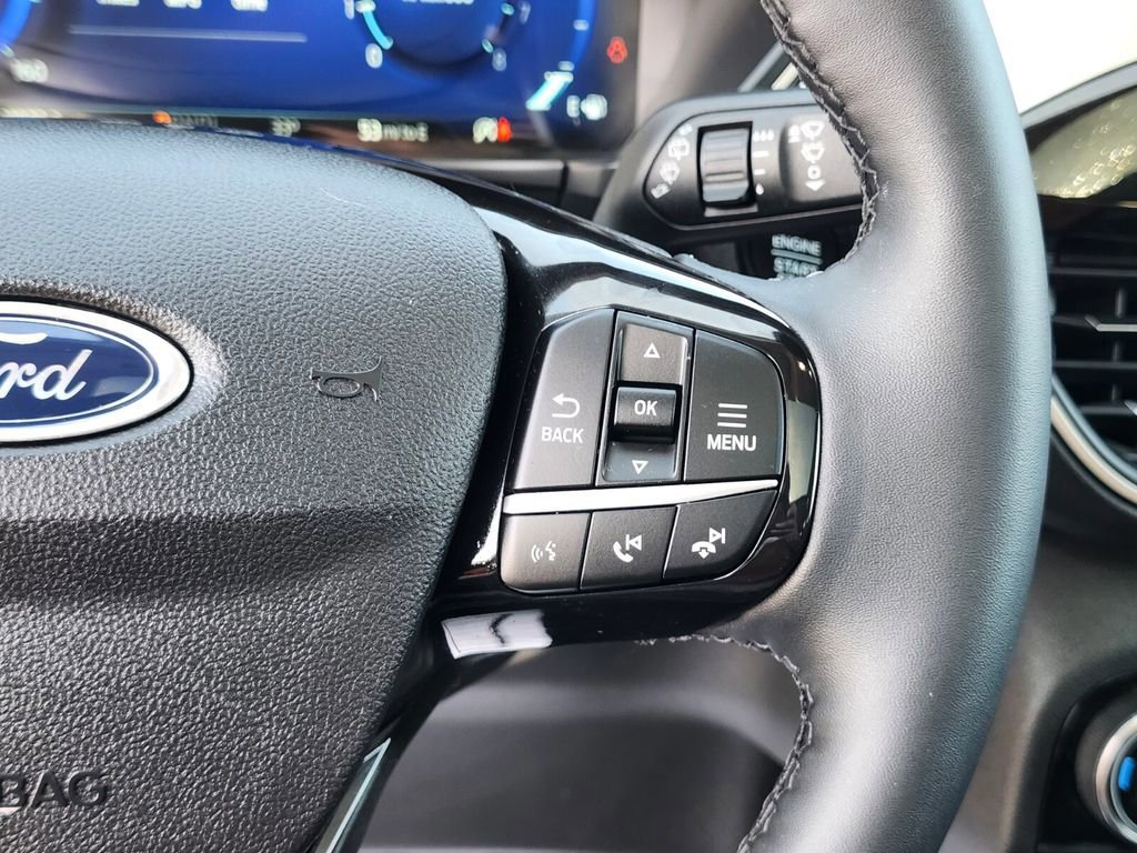 Certified 2022 Ford Escape SEL w/ Technology Package image 30