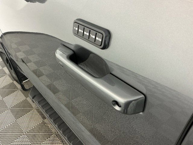 Certified 2025 Ford F150 Lariat AWD/4WD image 12