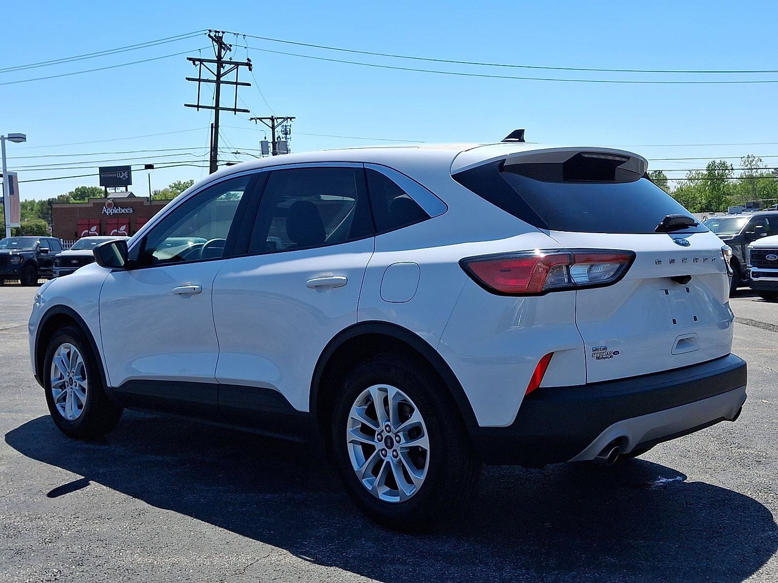 Certified 2022 Ford Escape SE w/ Convenience Package FWD image 4