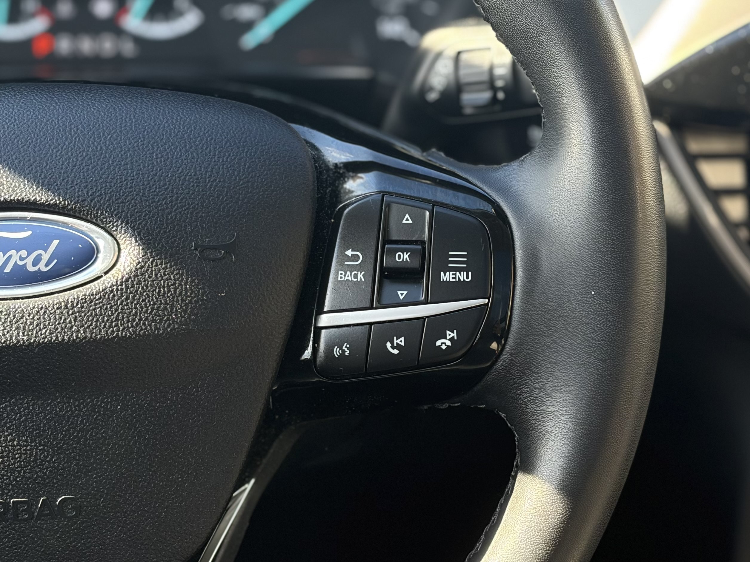 Certified 2022 Ford Escape SE w/ SE Sport Appearance Package AWD/4WD image 22
