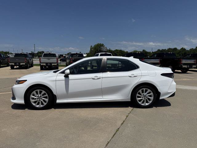 Used 2024 Toyota Camry LE FWD image 5