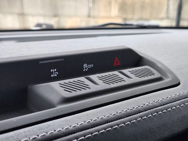 Certified 2025 Ford Bronco Outer Banks AWD/4WD image 24