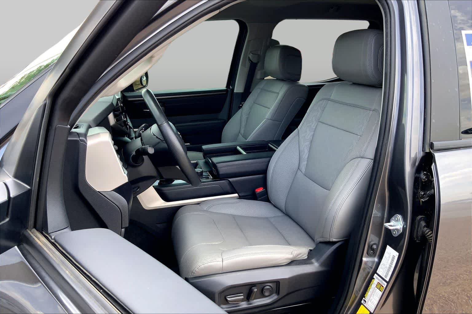 Used 2024 Toyota Tundra SR5 w/ SR5 Premium Package AWD/4WD image 8