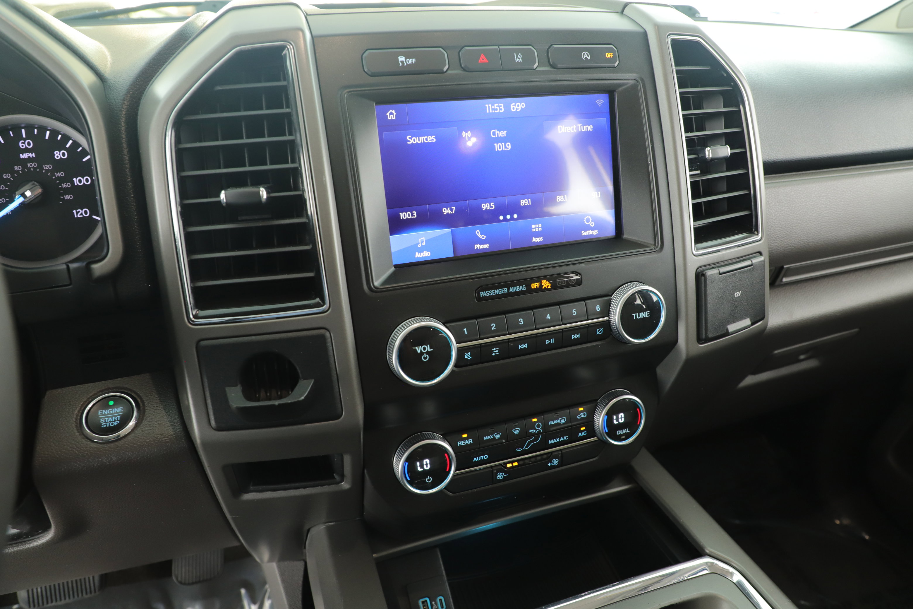 Certified 2020 Ford Expedition XLT image 14