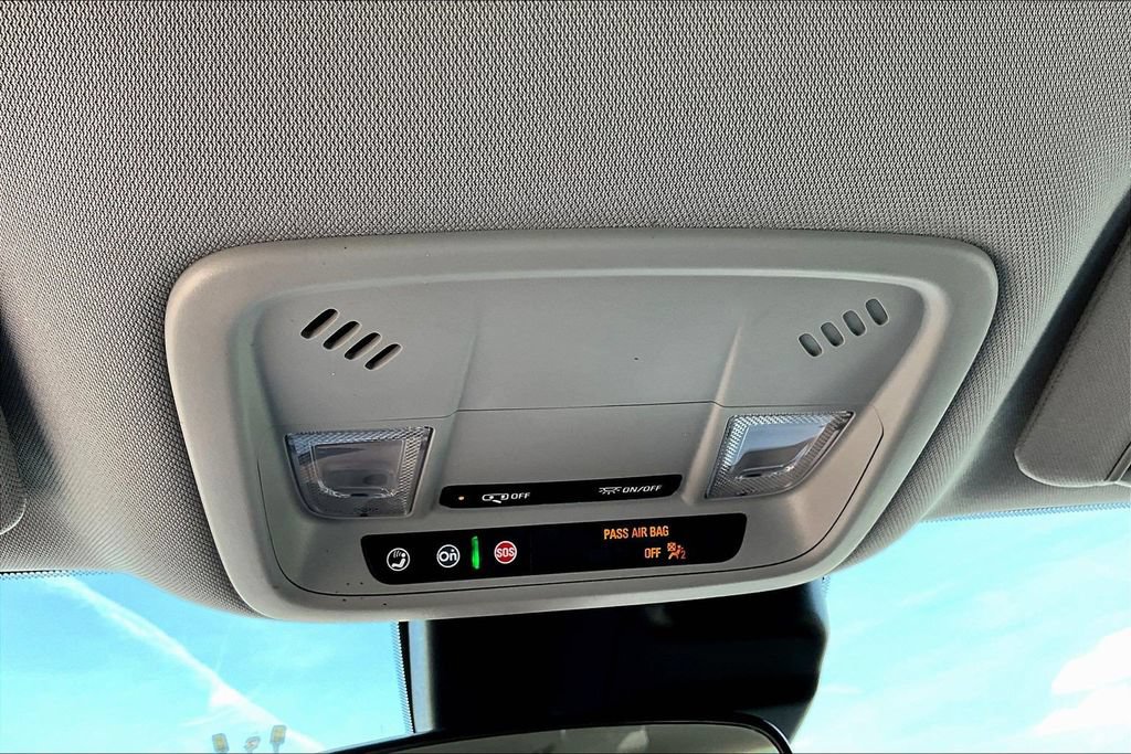 Used 2023 Chevrolet Malibu LT FWD image 17