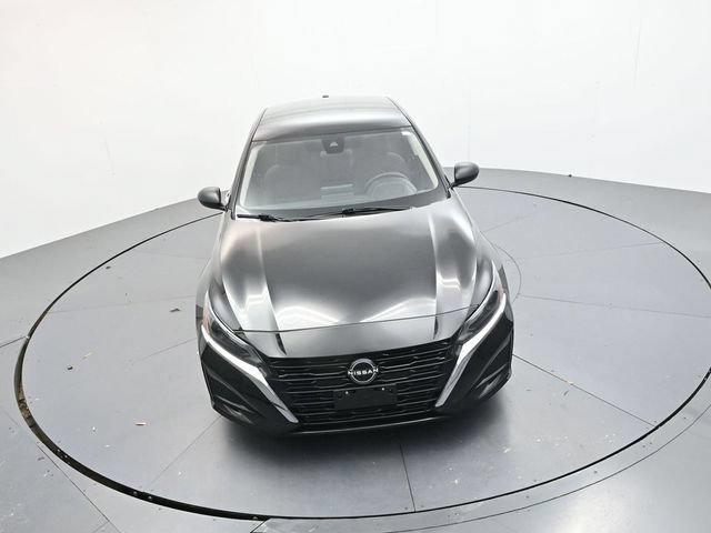 Used 2025 Nissan Altima 2.5 SV FWD image 34