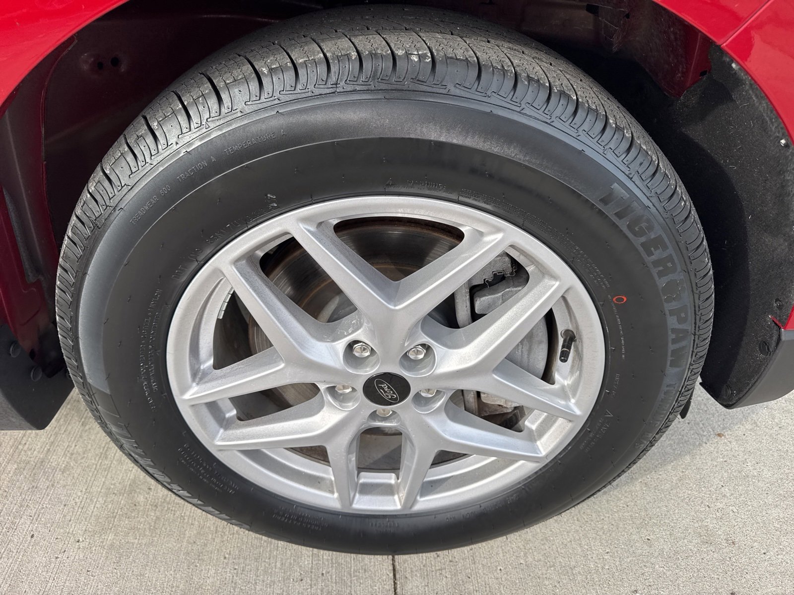 Certified 2024 Ford Edge SEL w/ Convenience Package image 21