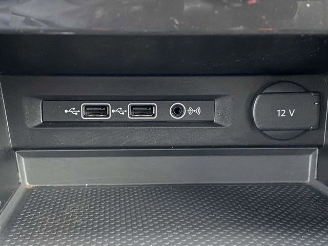 Used 2018 Volkswagen Tiguan SEL image 32