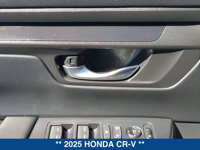 Used 2025 Honda CR-V LX image 11