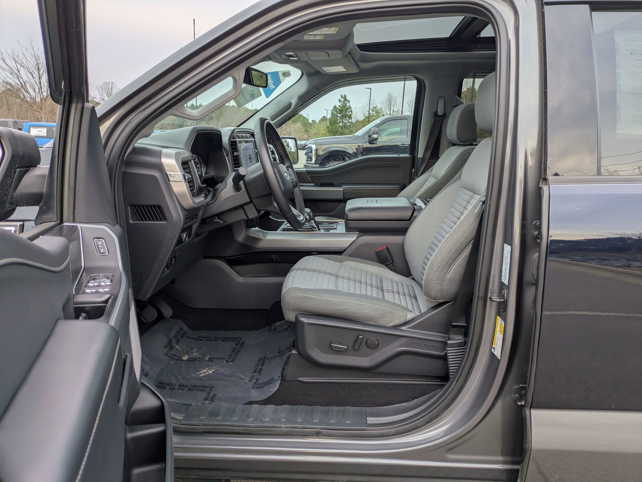 Certified 2023 Ford F150 XLT w/ Equipment Group 302A High image 13