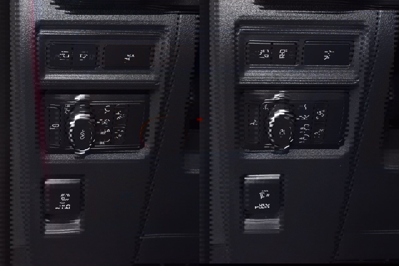 Certified 2022 Ford F150 XLT w/ Equipment Group 302A High image 34