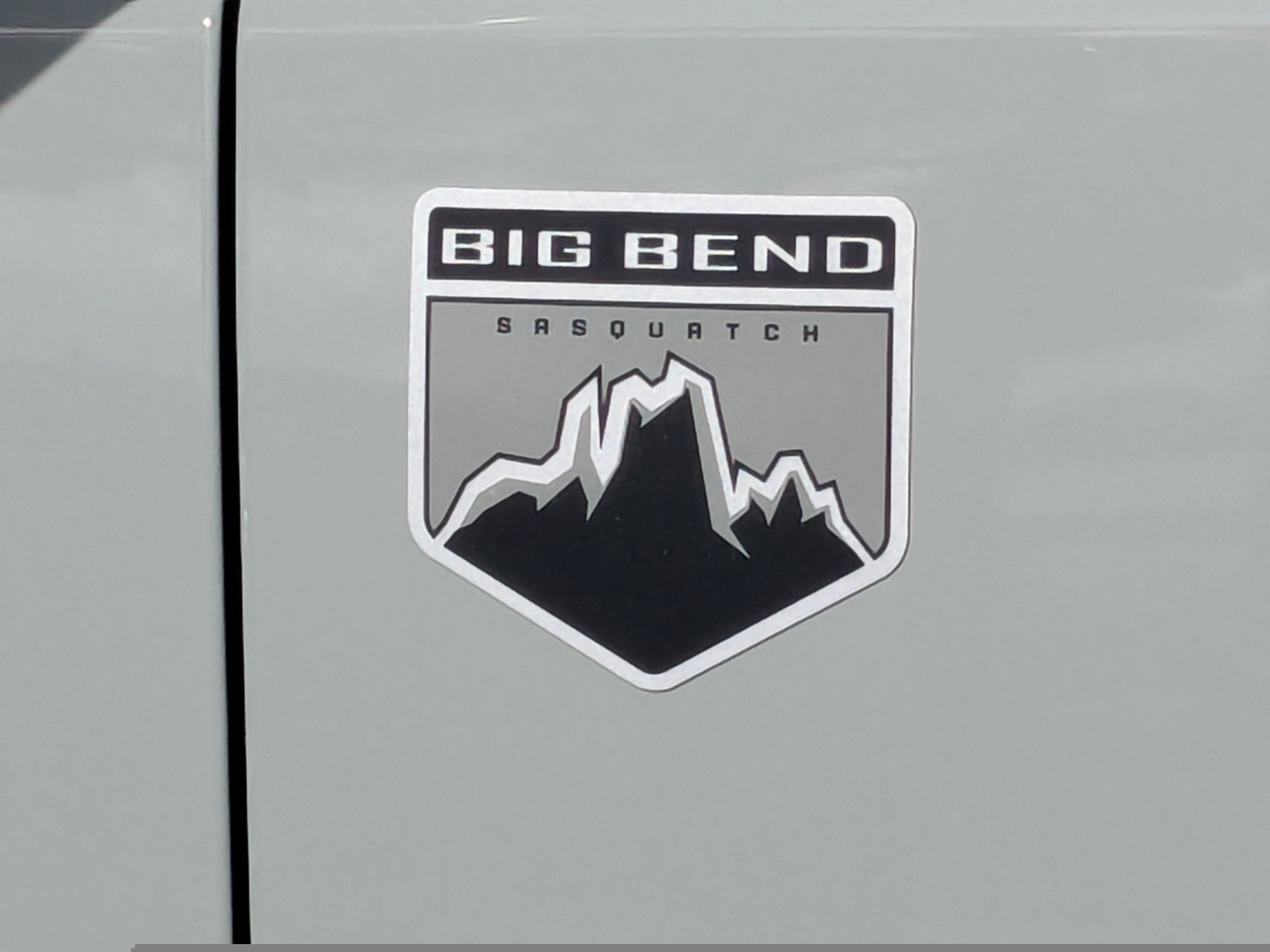 Certified 2023 Ford Bronco Big Bend w/ Sasquatch Package AWD/4WD image 13