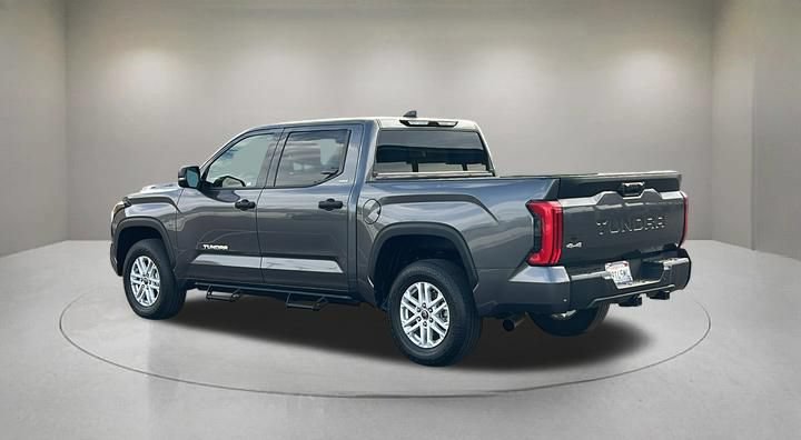 Used 2023 Toyota Tundra SR5 w/ SR5 Convenience Package AWD/4WD image 4