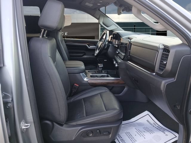 Used 2024 GMC Sierra 1500 SLT w/ SLT Convenience Package AWD/4WD image 15