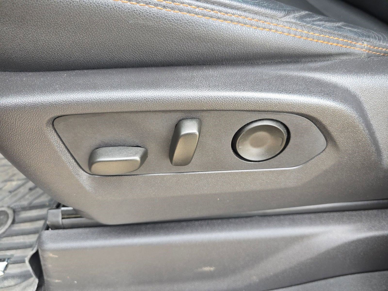 Used 2024 GMC Sierra 1500 AT4 w/ AT4 Premium Package image 12