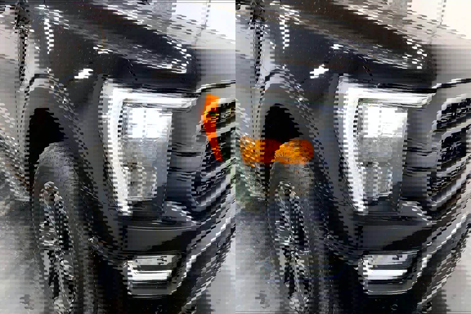 Certified 2023 Ford F150 XLT w/ Equipment Group 302A High image 27