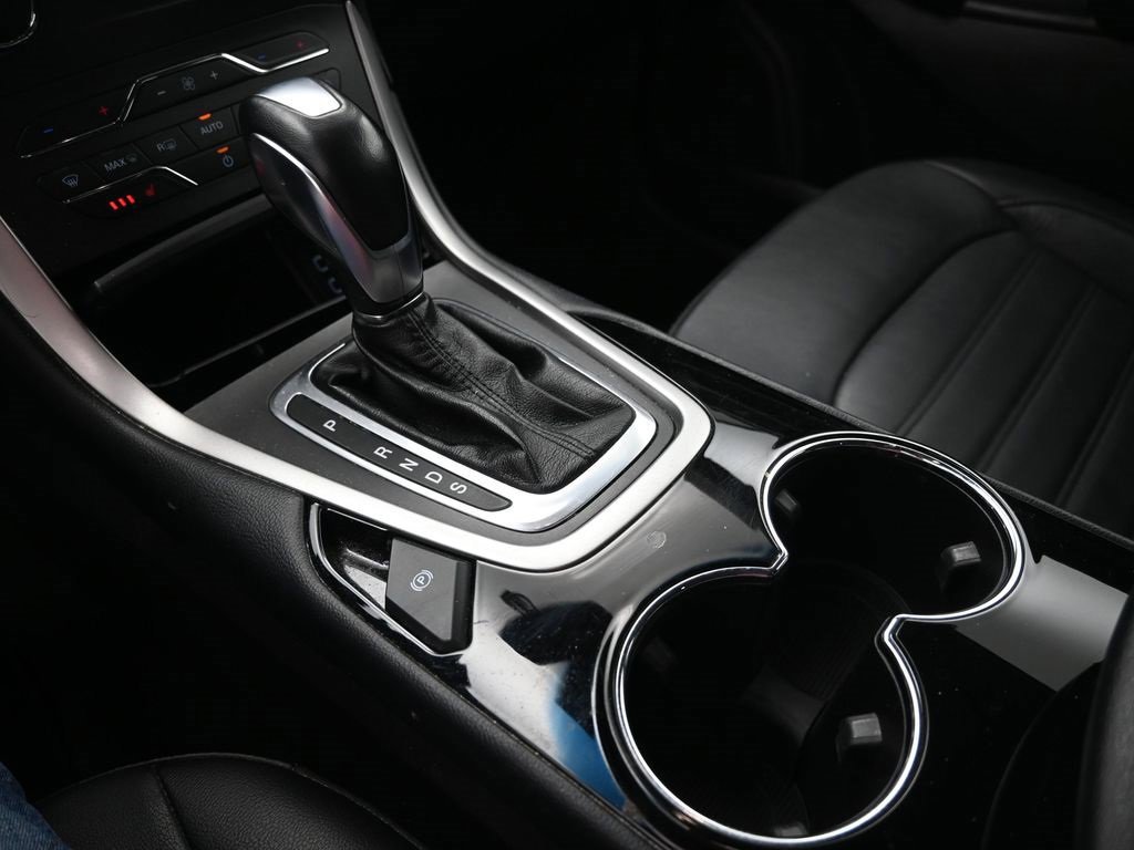 Certified 2017 Ford Edge SEL w/ Equipment Group 201A image 31